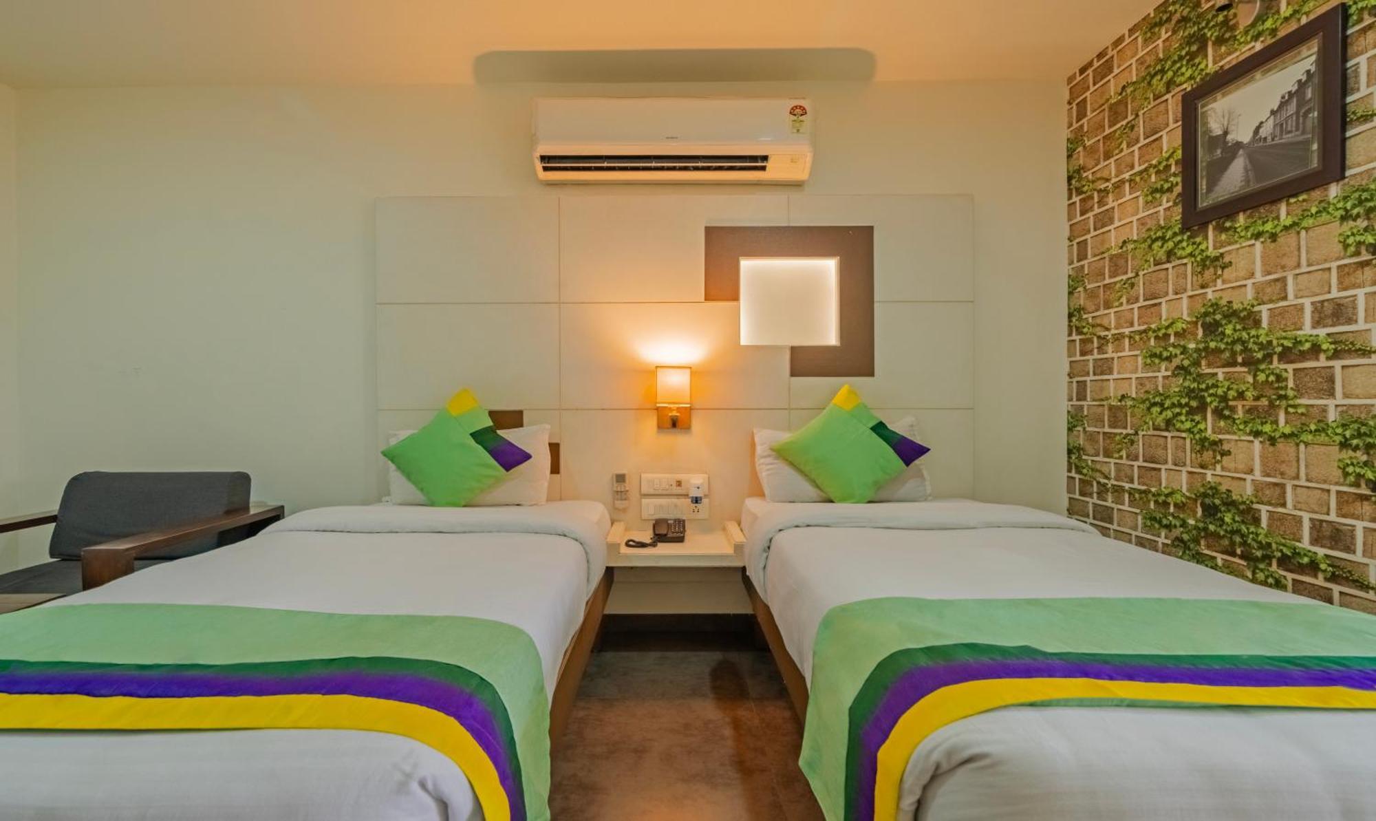 Hotel Casa, Vadodara Luaran gambar